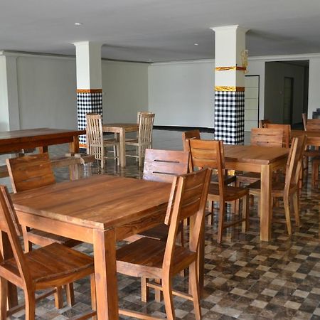 Ivanka Airport Inn Kuta Lombok Zewnętrze zdjęcie