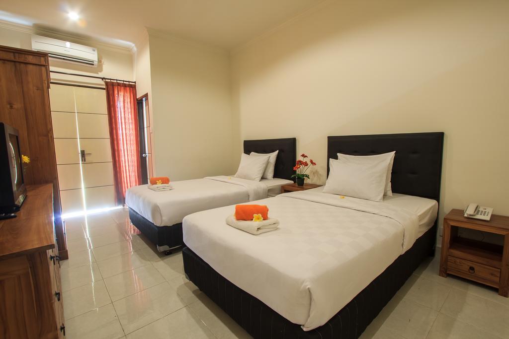 Ivanka Airport Inn Kuta Lombok Zewnętrze zdjęcie