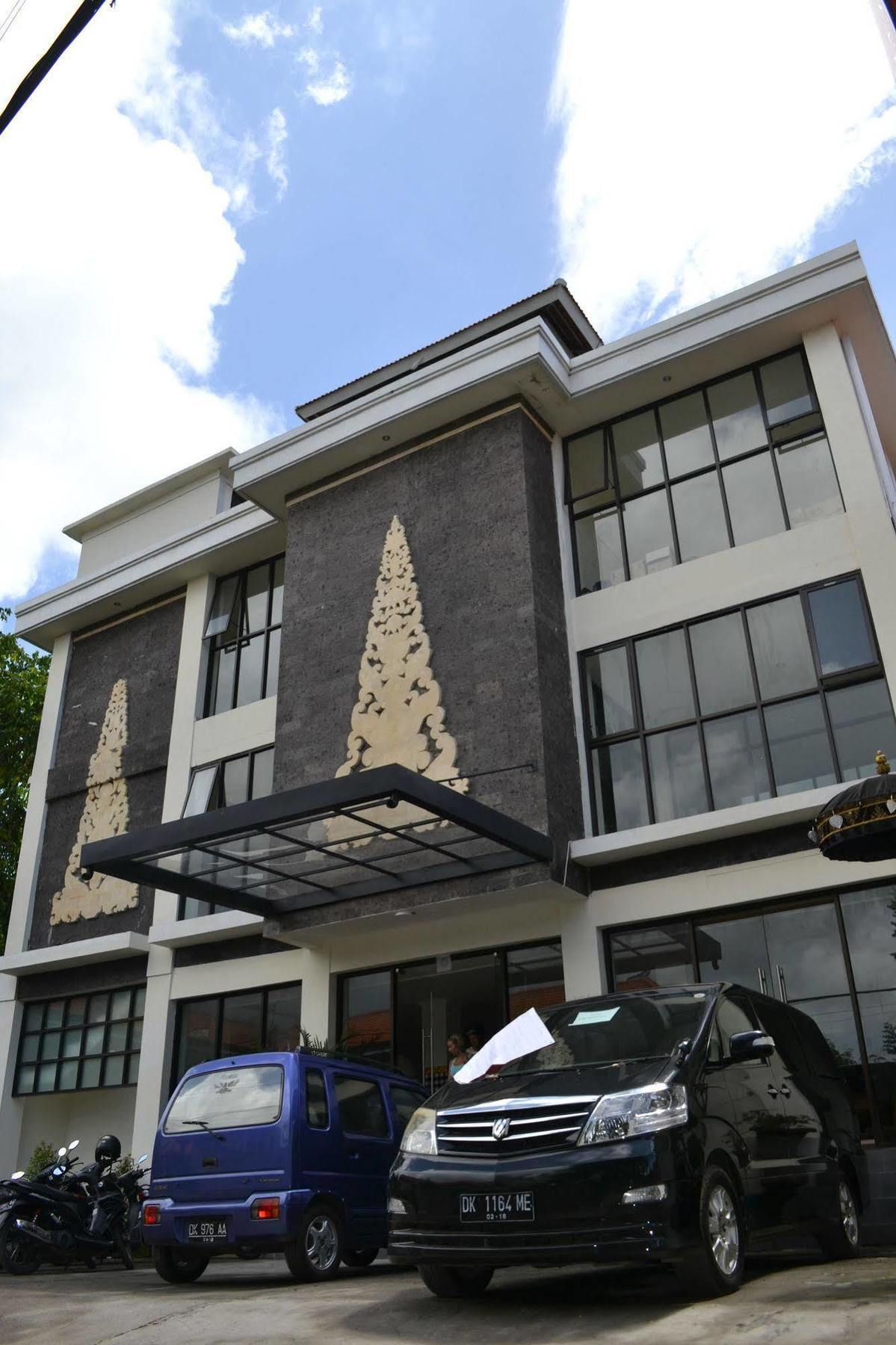 Ivanka Airport Inn Kuta Lombok Zewnętrze zdjęcie