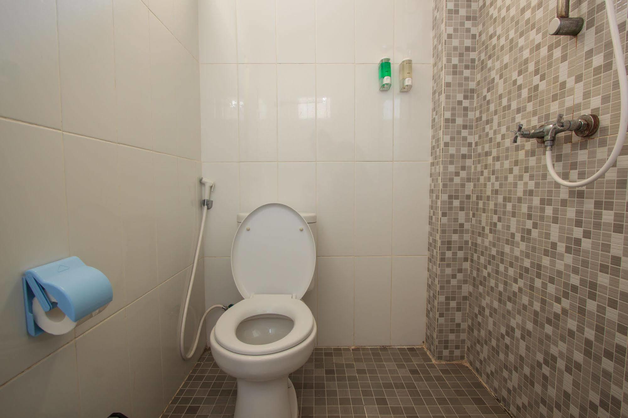 Ivanka Airport Inn Kuta Lombok Zewnętrze zdjęcie
